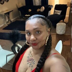 Meet your Posher, Cheryl